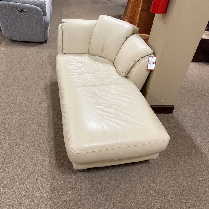 White Italian Leather Chaise Lounge(SHK)