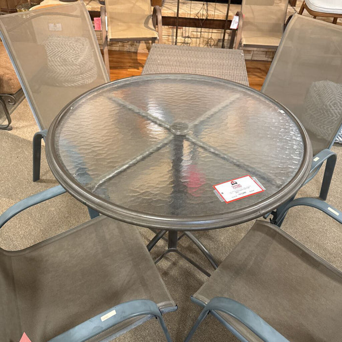 Round GT Patio Table (BAH)