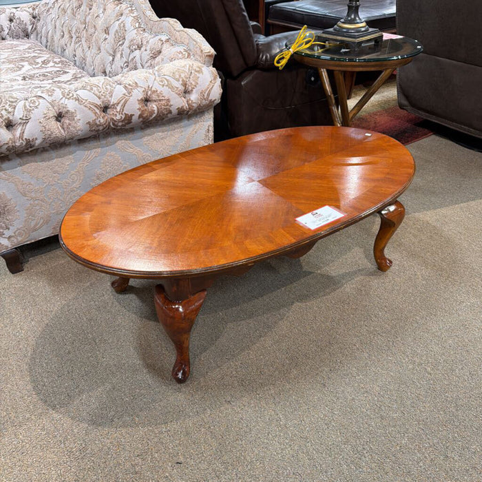 Oval Victorian Style Coffee Table (BAH)