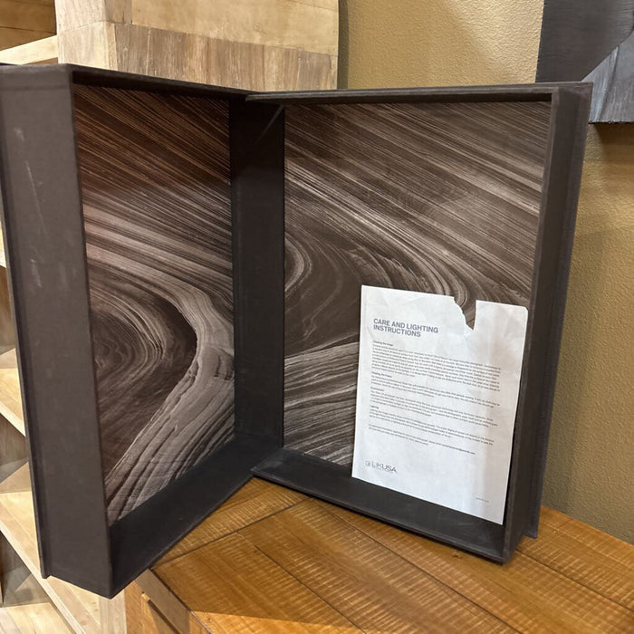 Framed Peter Lik Artwork + Book (KTHH)