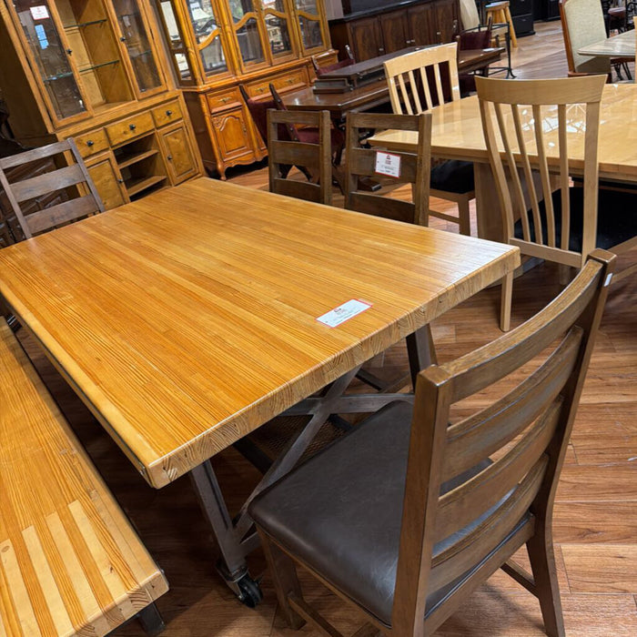 x4 Brown Wood+Lether Chairs (BTK)