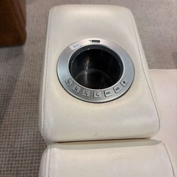 White Powered Theater Seating(ABHH)