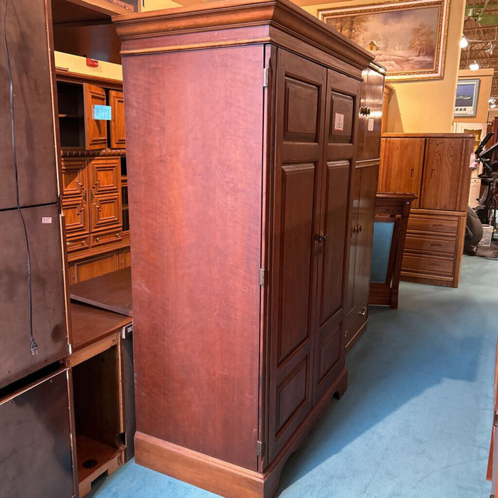 Hooker Cherry 2 Door Armoire+Desk CTH)