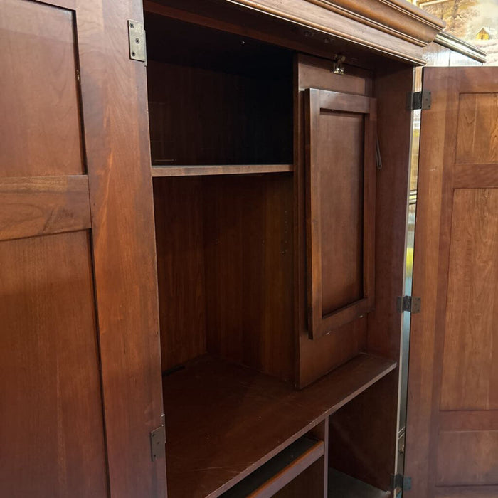 Hooker Cherry 2 Door Armoire+Desk CTH)