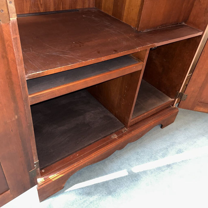 Hooker Cherry 2 Door Armoire+Desk CTH)
