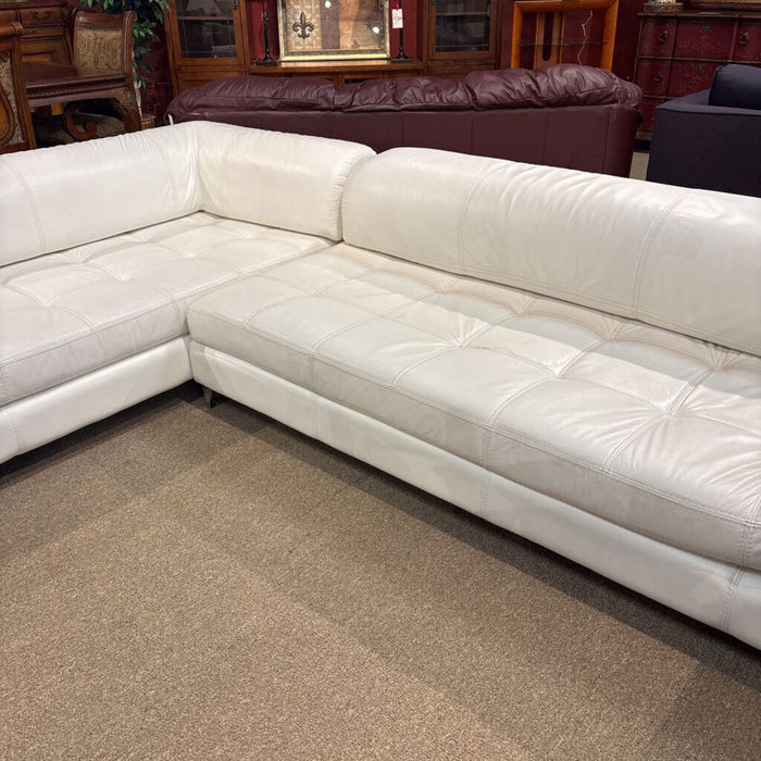 White Leather Modern Sectional (CKK)