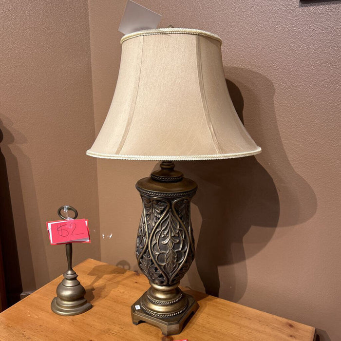 Ornate Table Lamp w/ Shade (KL)