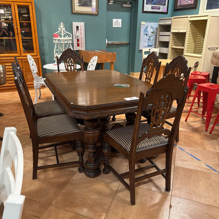 Antique Carved Dining Table with 6 Chairs (SKH)