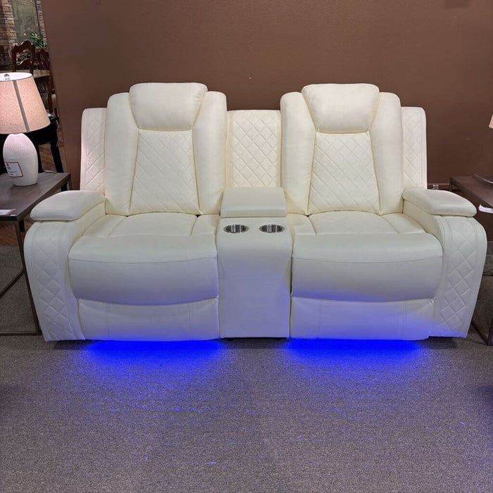 Powered Leather Cream Loveseat(IKH)
