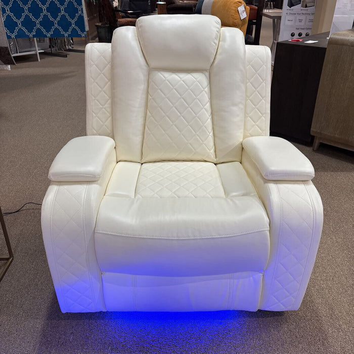 Powered Leather Cream Recliner(KHK)
