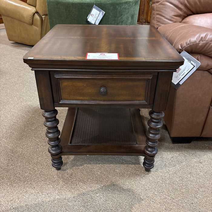DW 2-Tier 1-Drawer End Table(BAH)