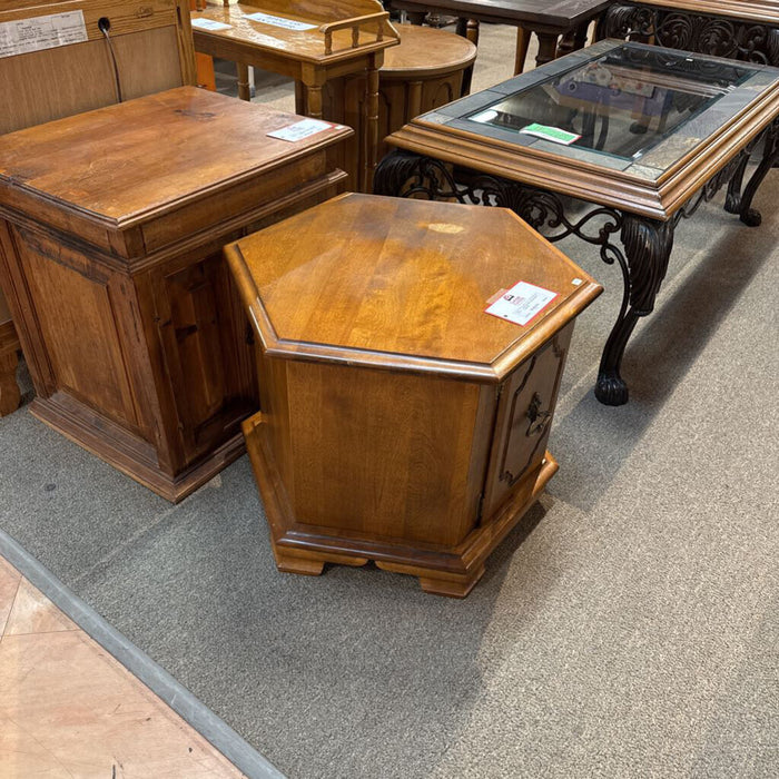 Octagonal End Table(AT)