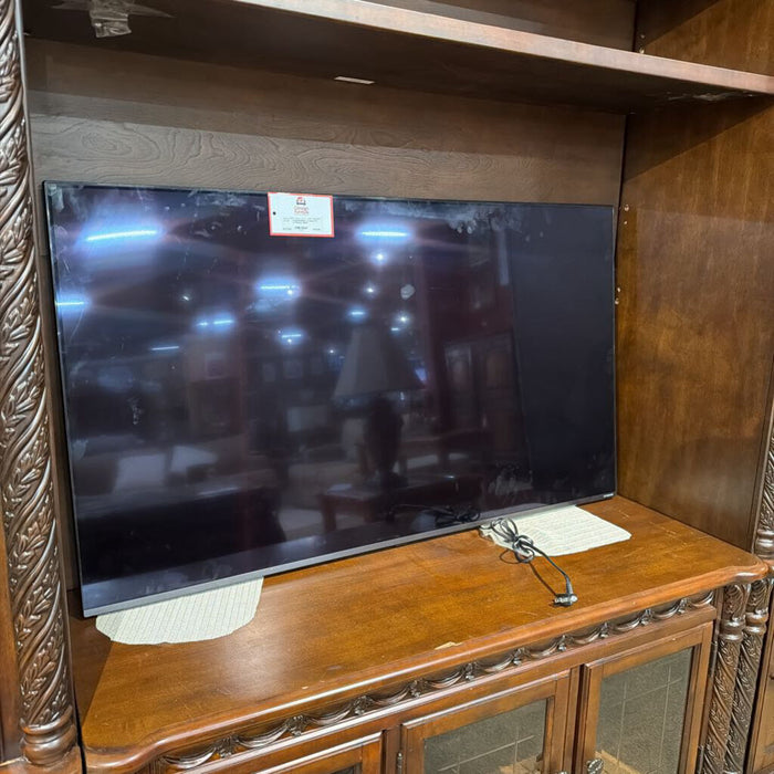 LG Smart TV w/ Remote (BHA)
