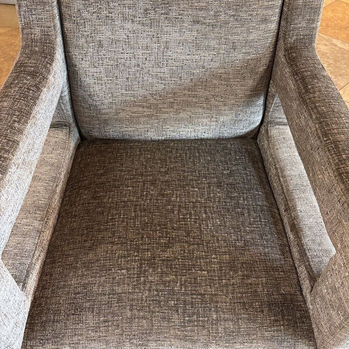Grey Accent Chair W/ Blk Legs (BAH)