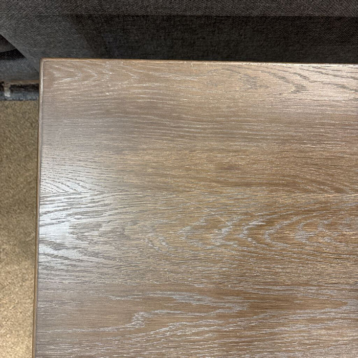 Sq Woop Top Metal Base End Table (BAH)