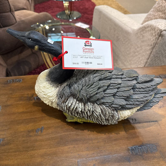 Larger Goose Statue(AT)