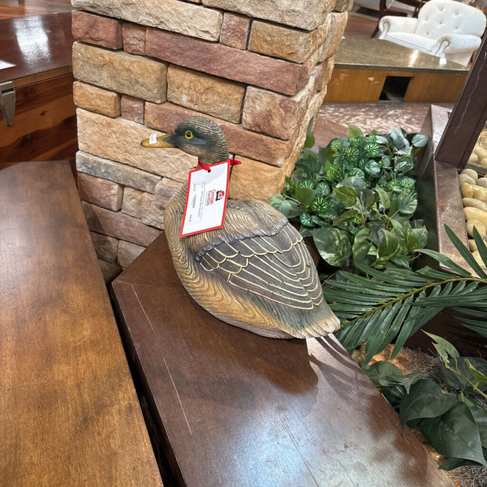 Larger Duck Statue(LS)