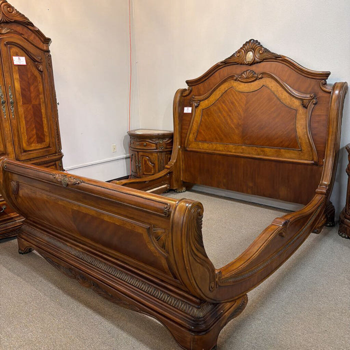 Michael Amini Sleigh CK Bed (BKHH)