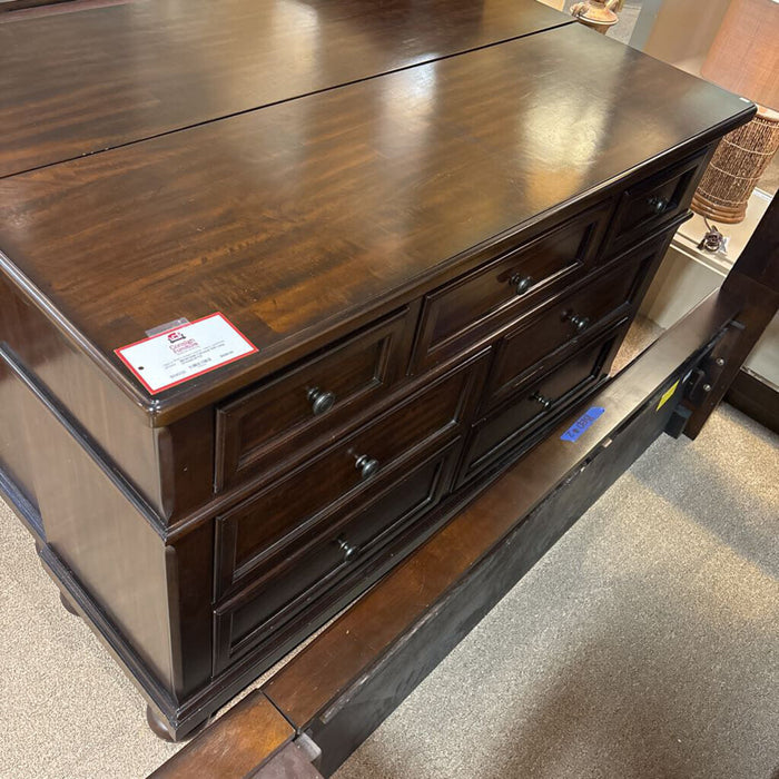 7-Drawer DW Long Dresser(ATH)