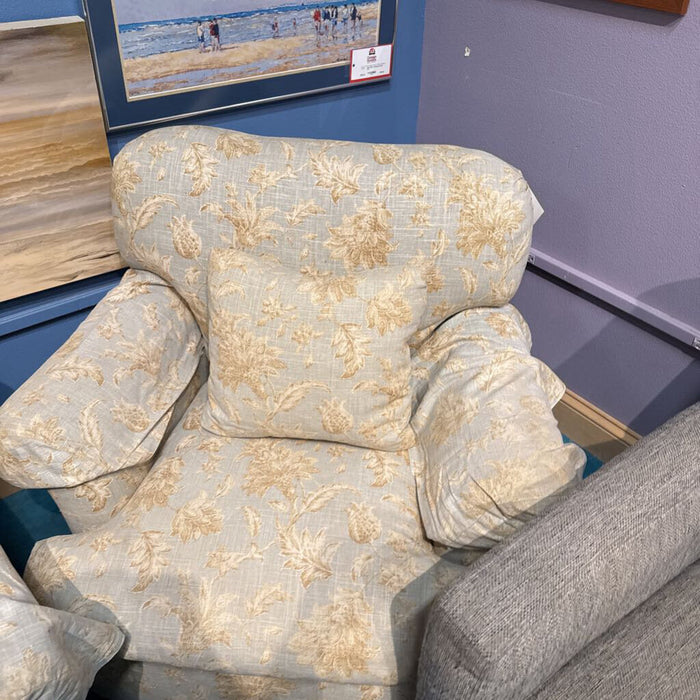 Patterned Fabric Chair(BTK)