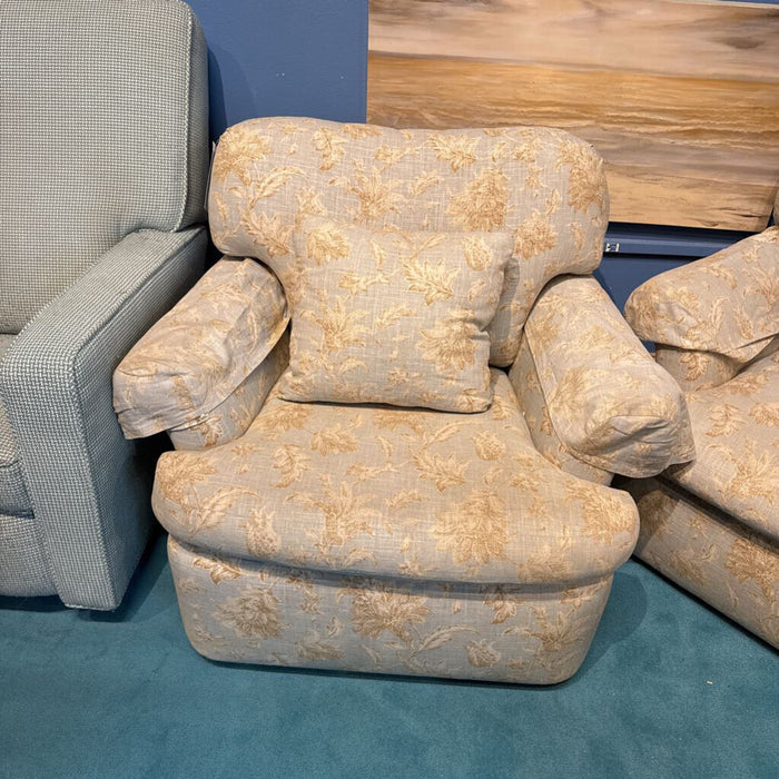 Patterned Fabric Chair(BTK)