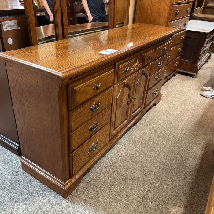 8-Drawer Dresser w/ Mirror(ALK)