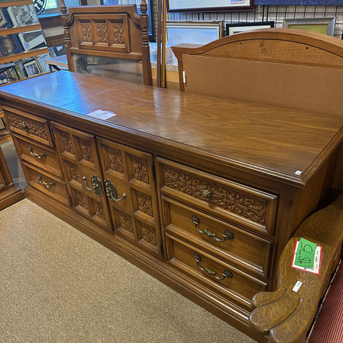 6-Drawer Dresser w/ Wall Mirror(LSH)