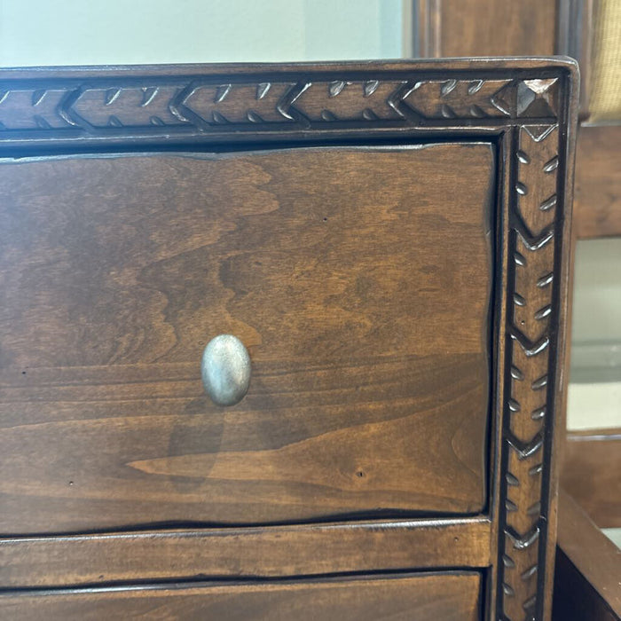 DW 3 Drawer Nightstand (BAI)
