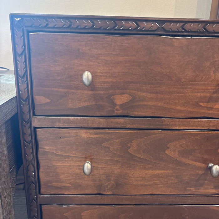DW 3 Drawer Nightstand (BAI)