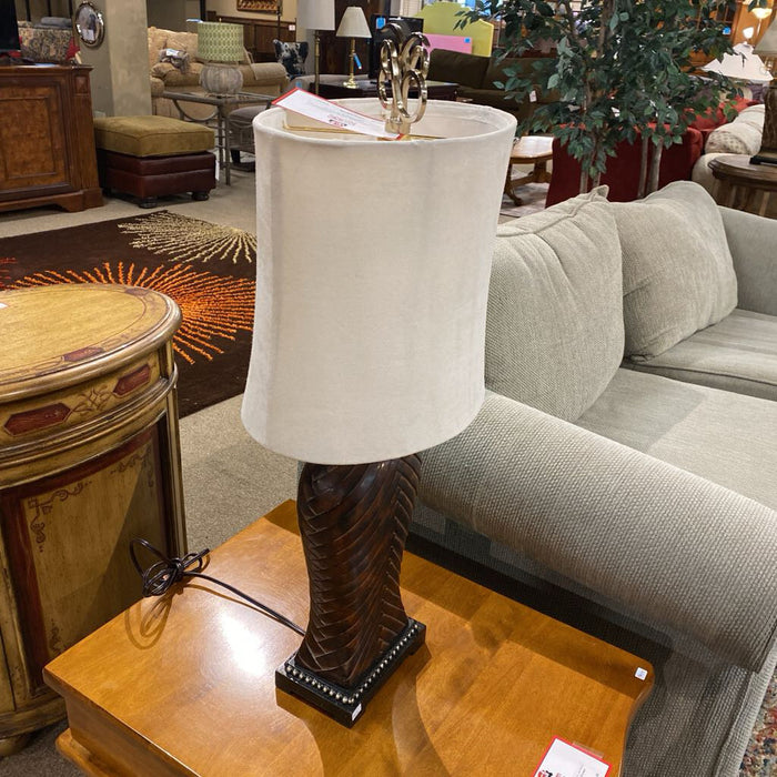 DW Ornate NH Table Lamp (AT)