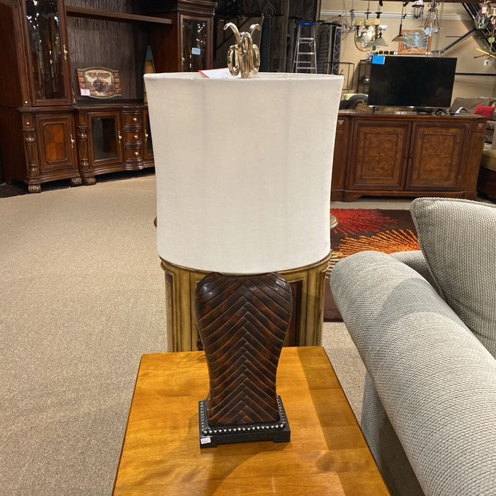 DW Ornate NH Table Lamp (AT)