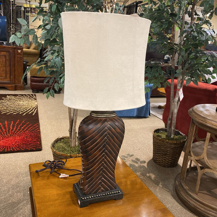 DW Ornate NH Table Lamp (AT)