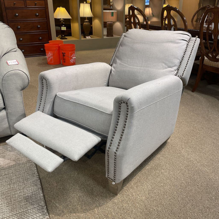 White/Grey NH Pushback Recliner(BAH)