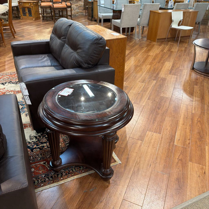 Round DW GT End Table(BHA)
