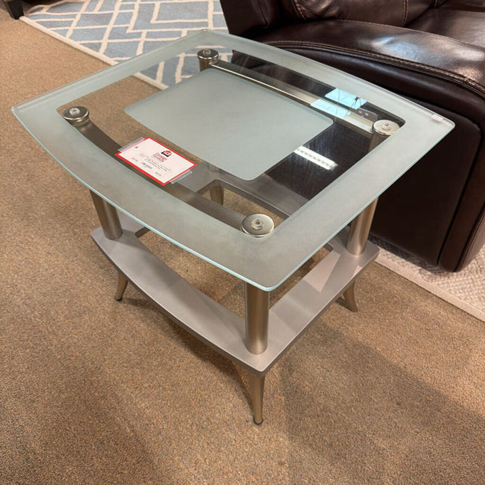2-Tier End Table w/ Frosted Border (KL)