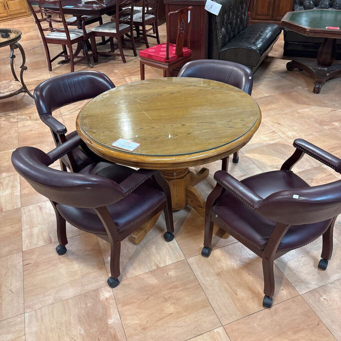 GT Oak Round Dining Table (BAH)