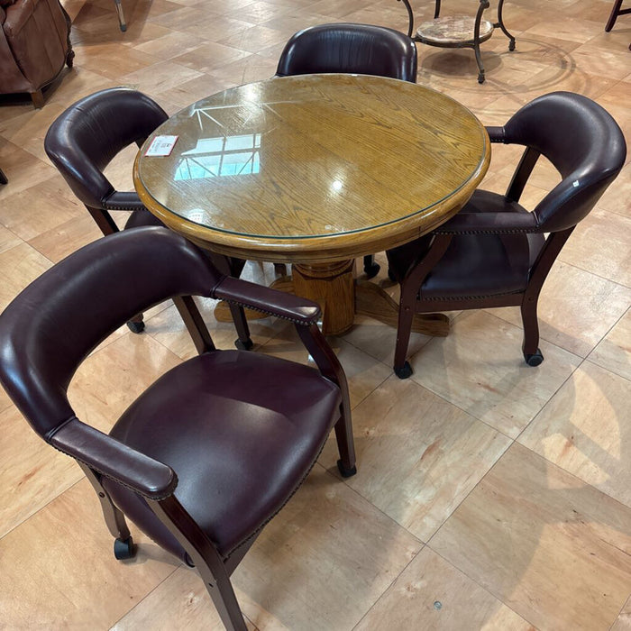 GT Oak Round Dining Table (BAH)