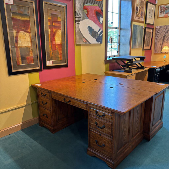 LG Wood Executive Desk+7-Drawers (AMK)