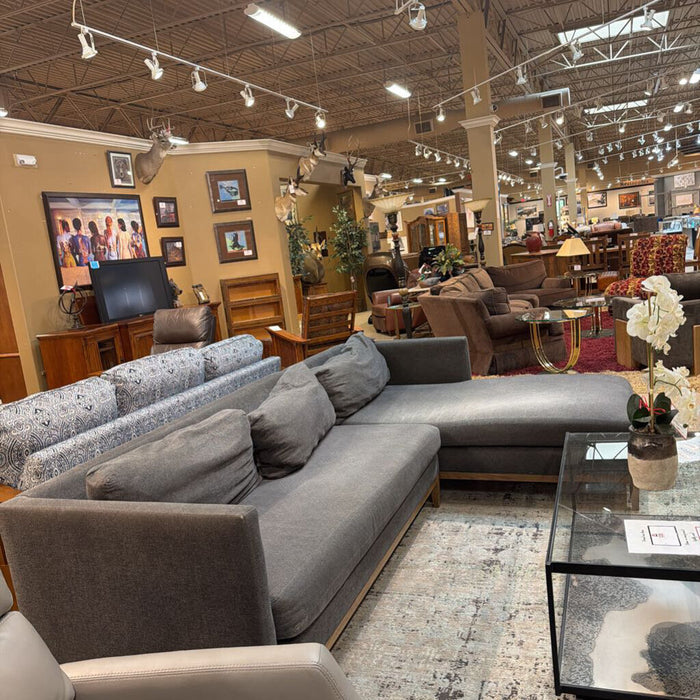 Grey Sofa/Chaise w/ Wood(BKHH)