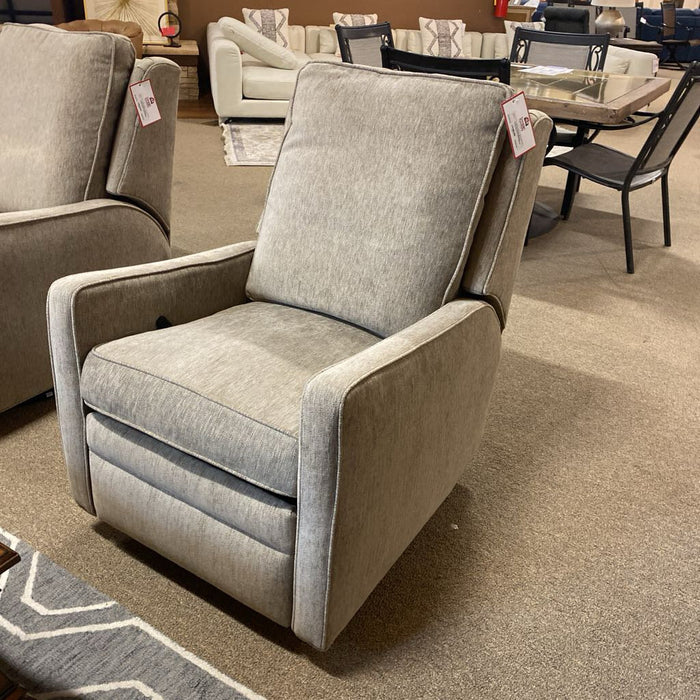 Bradington Young Manual Recliner(BMHH)
