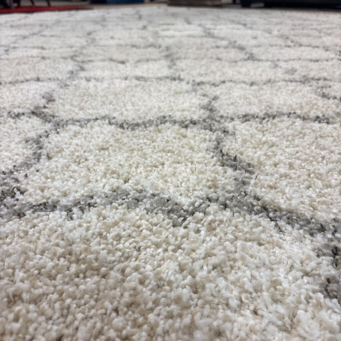11"x11" Grey Tuft Patterned Rug(BTK)