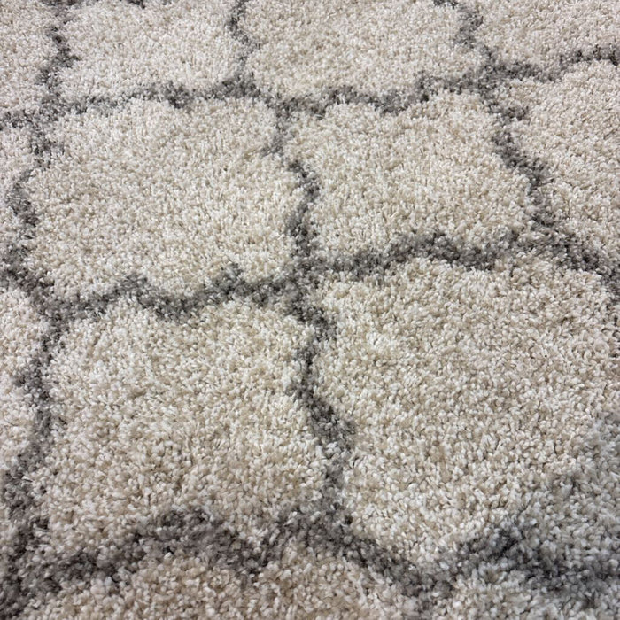 11"x11" Grey Tuft Patterned Rug(BTK)