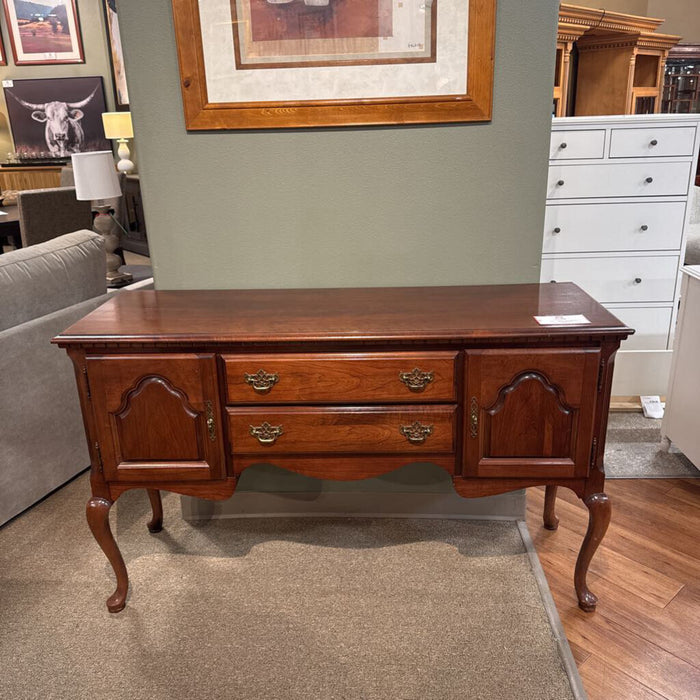 Broyhill 2-Door 2-Drawer Buffet(BTK)