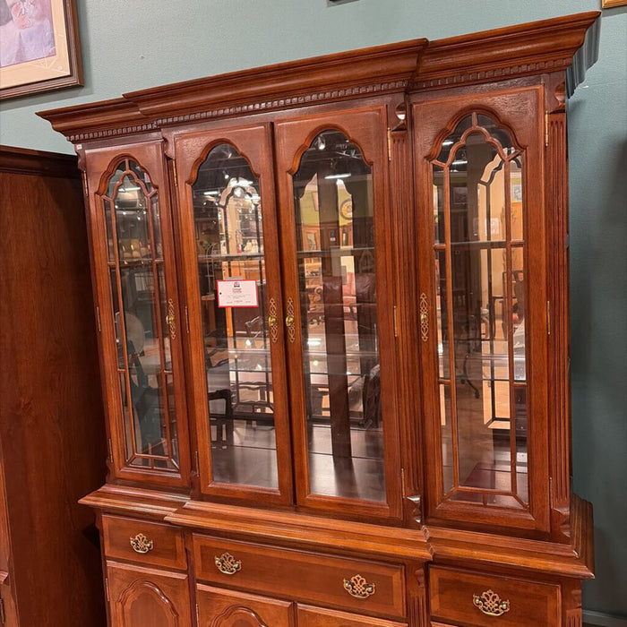 DW 2PC Hutch(BTK)