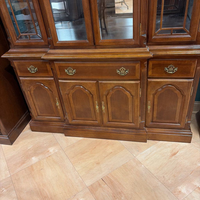 DW 2PC Hutch(BTK)