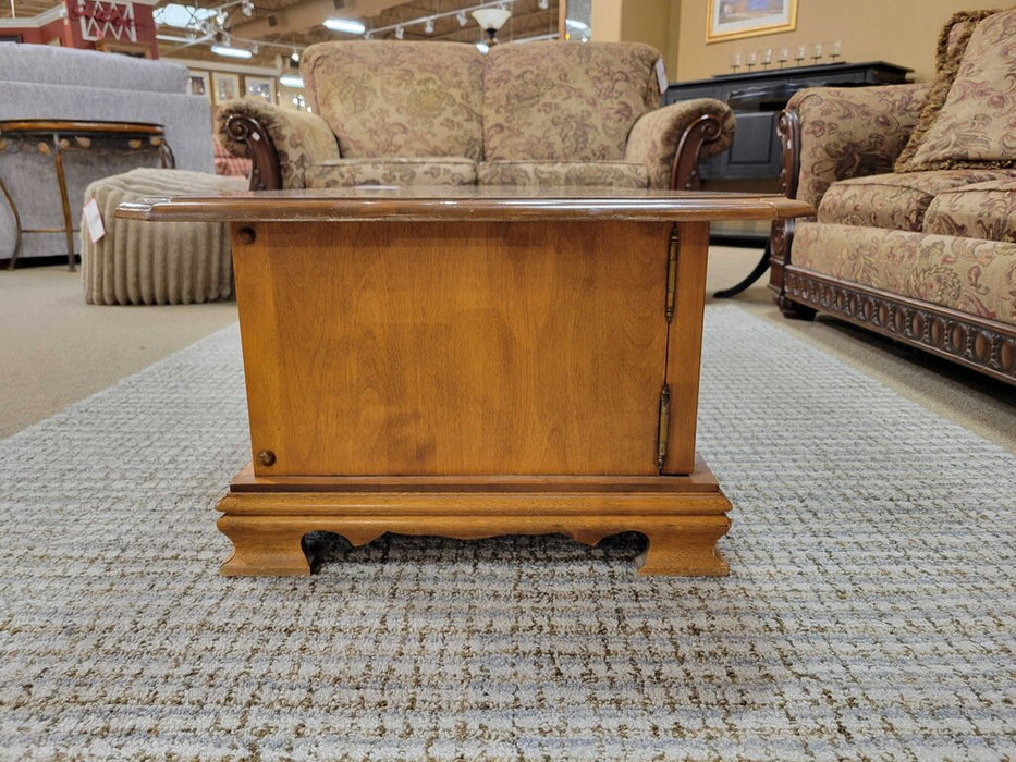 4-Door Oak Coffee Table(TI)