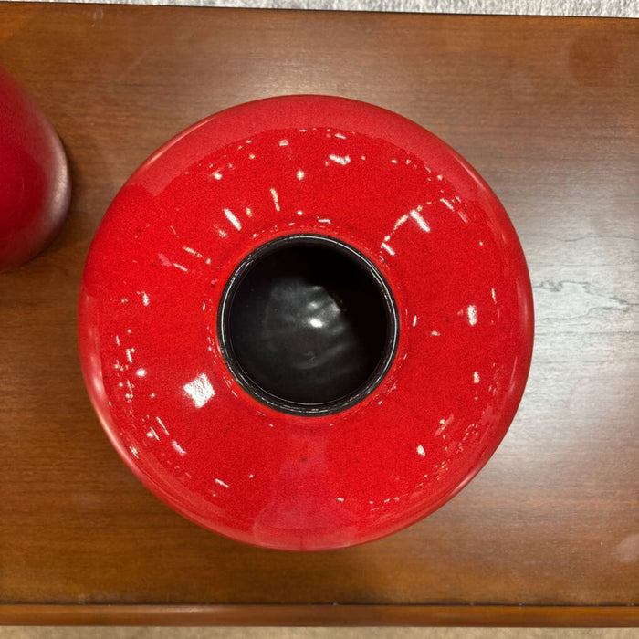 S/2 Red Vases (LS)