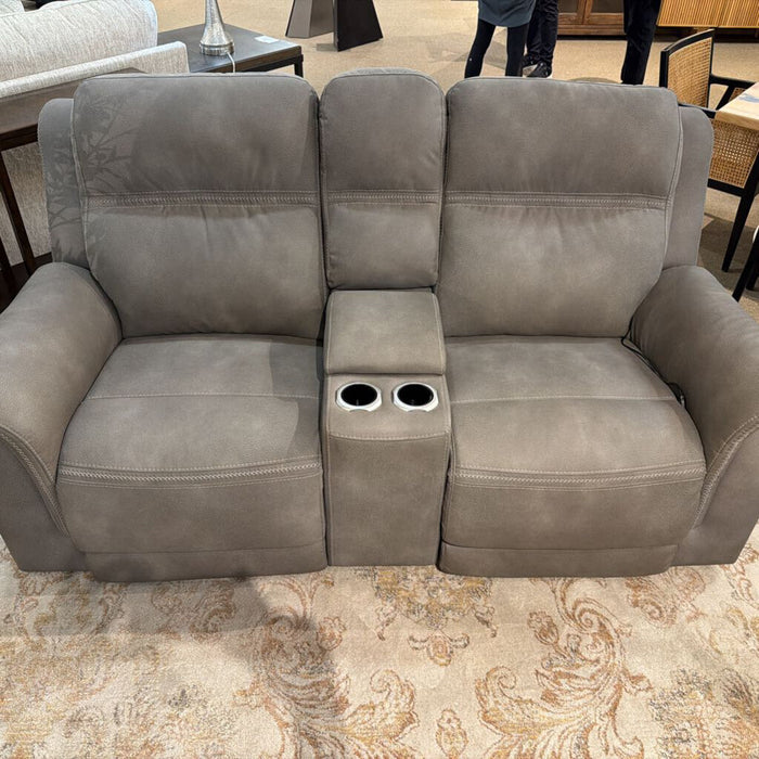 Grey Powered Loveseat (MKH)