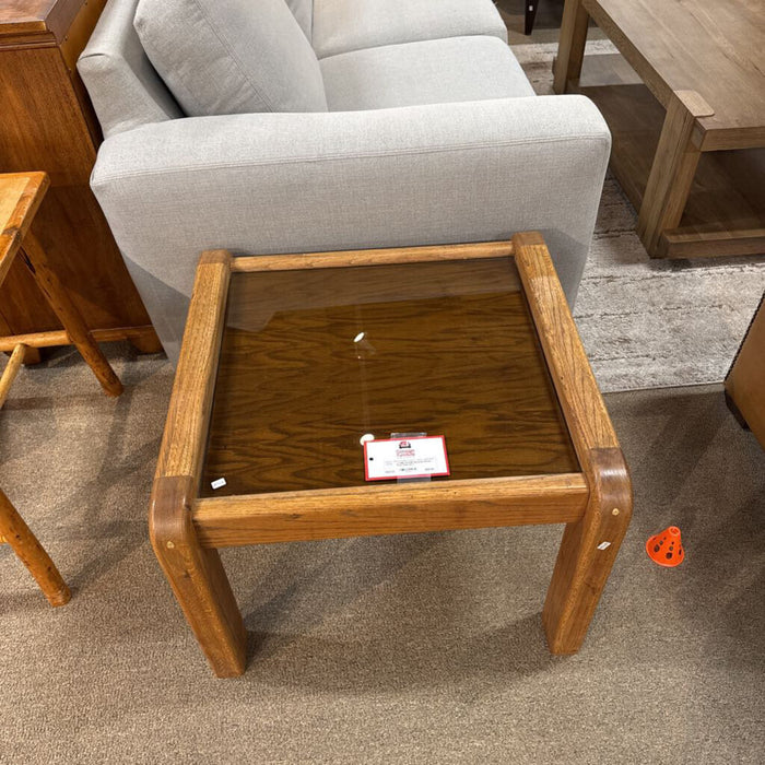 Glasstop Wood End-Table (AT)