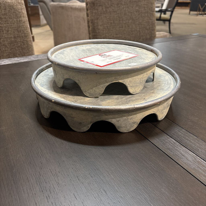 S/2 Metal Baking Serving Treys (AL)